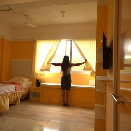 Niasha Hotell Mangalore Exteriör bild