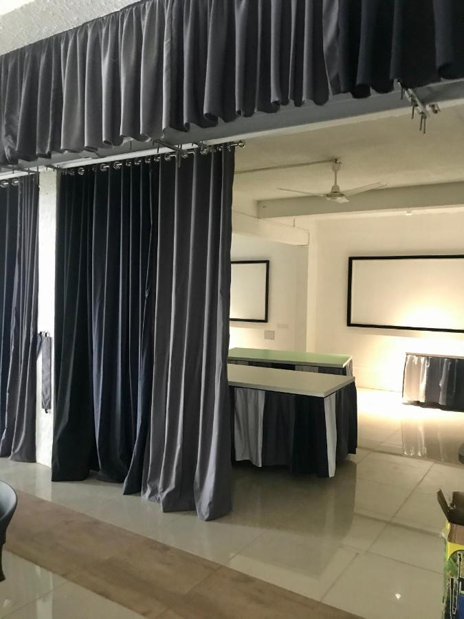 Niasha Hotell Mangalore Exteriör bild