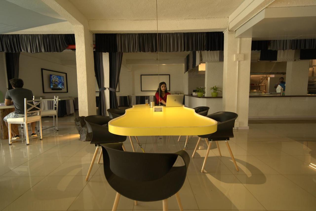 Niasha Hotell Mangalore Exteriör bild