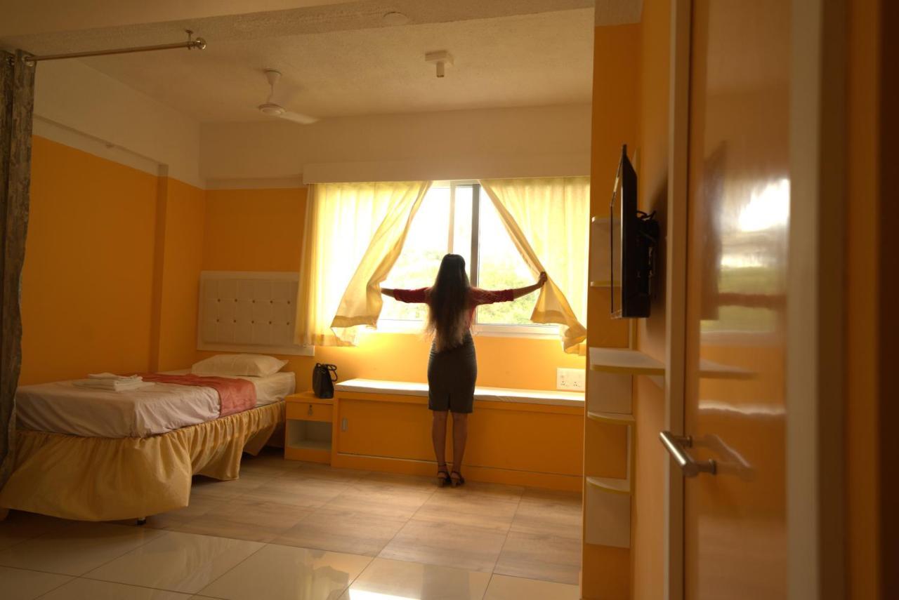 Niasha Hotell Mangalore Exteriör bild