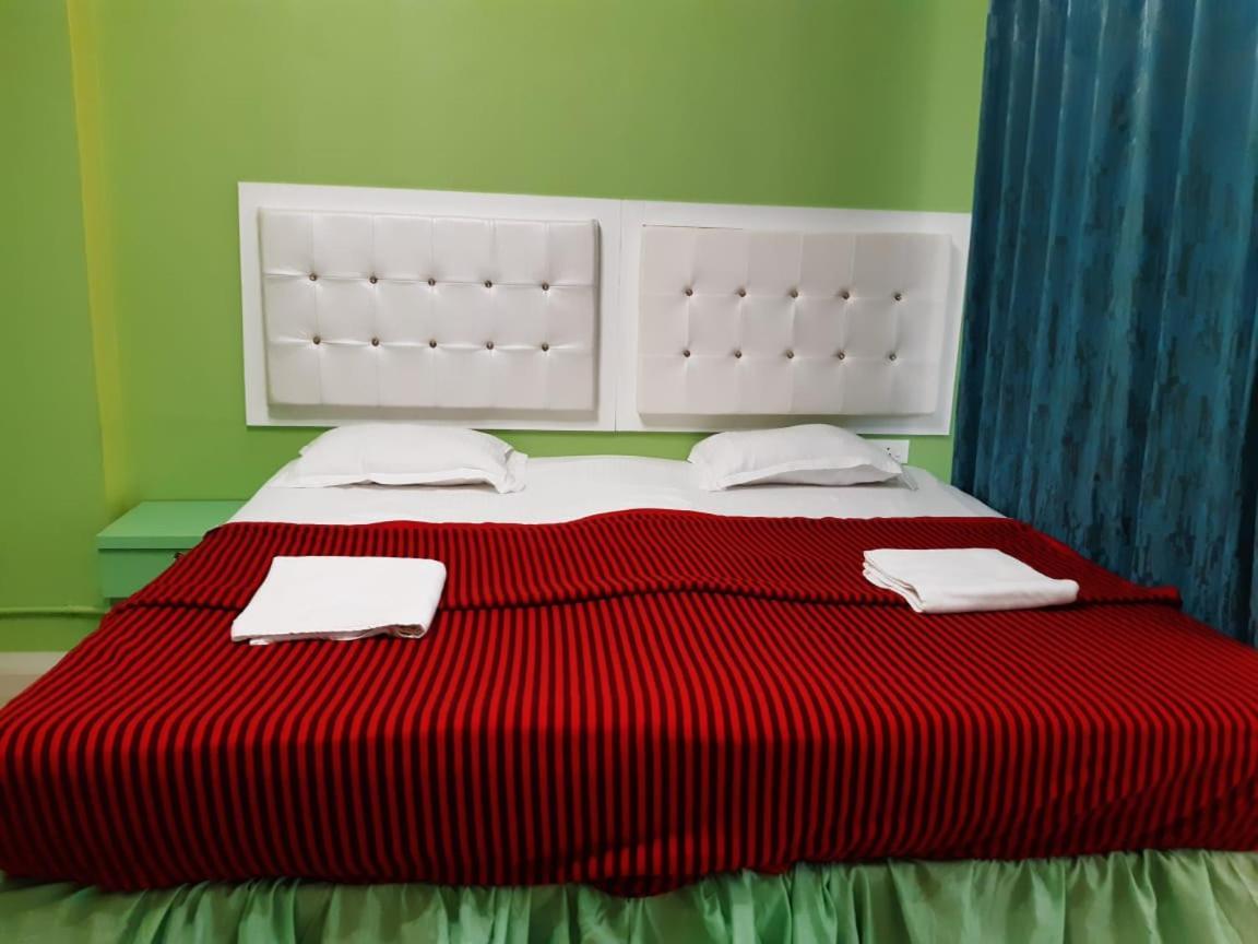 Niasha Hotell Mangalore Exteriör bild